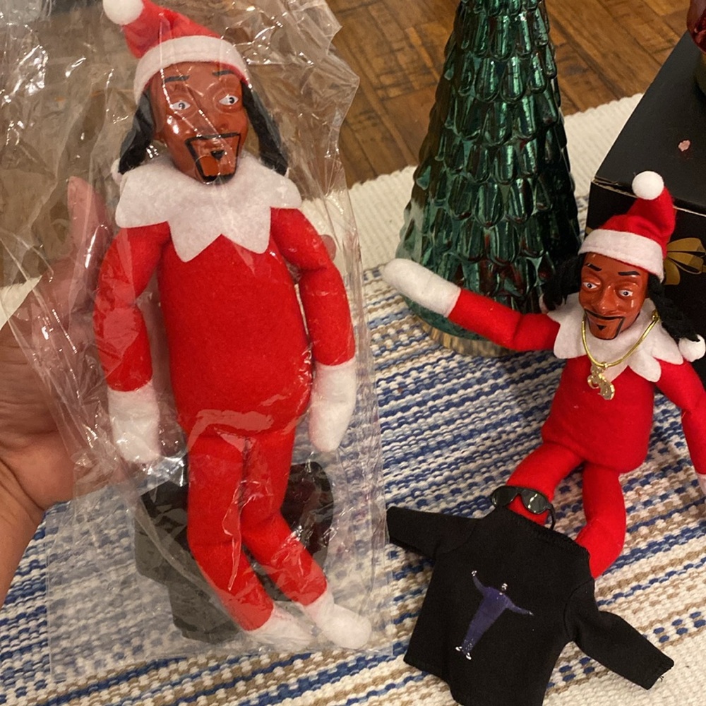 Snoop Dog themed Plush Doll with accesories - Picture 4 of 4